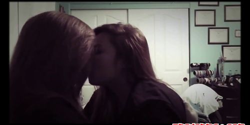 Amateur asian girls lesbian kiss