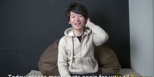 Asian teen gets blowjob