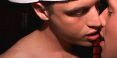 Twink deepthroats and rides