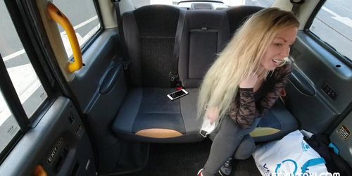 Comfortable ride with sexy blonde