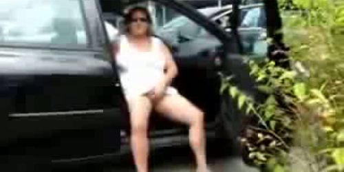 mommy fingering pussy in the car