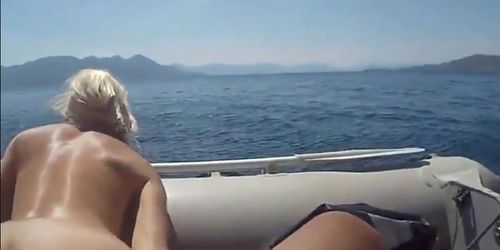 Fuck hot ass girlfriend in boat