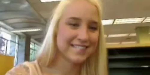 Girl In Library Makes Herself Squirt 