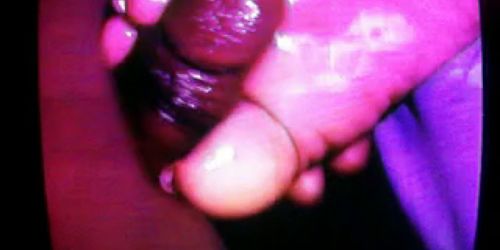 Late night sneeky toejob with cum...