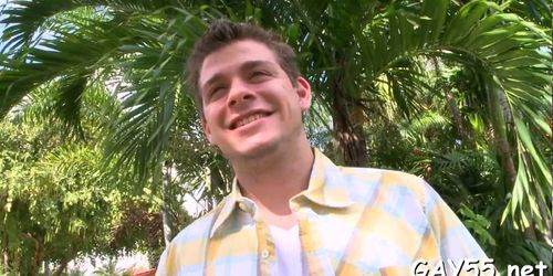 He cant even fit half this