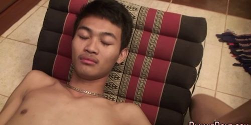 Asian twink face spunk