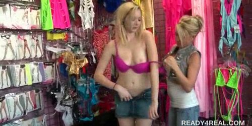 Amateur blonde flashing tits and ass in public for mone