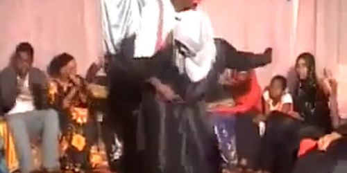 Hijabi Slut dancing and grinding