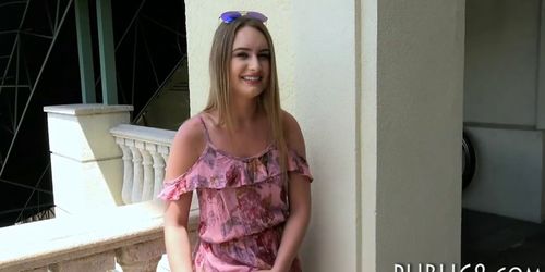 Pretty eurobabe gets screwed by stranger dude for money