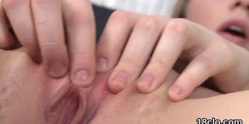 Lovable kitten is gaping wet vagina in closeup and havi