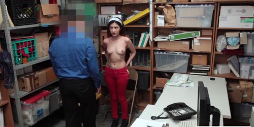 Shoplifter Angel DelRey seduce LP Officer to have sex