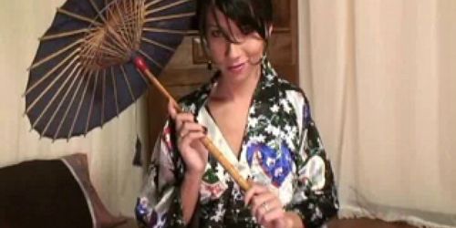 Beautiful Tranny in Komono Likes Nice and Slow Action