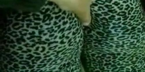 ass and camel toe in leggings. horny video