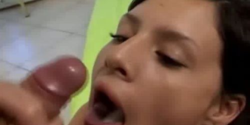 Latina Mexican Girl Blowjob Cumshot