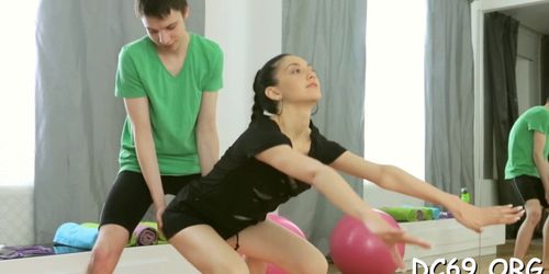 Flexible girl likes to fuck her horny peral coach