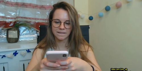 Teen with Glasses Masturbates on Cam