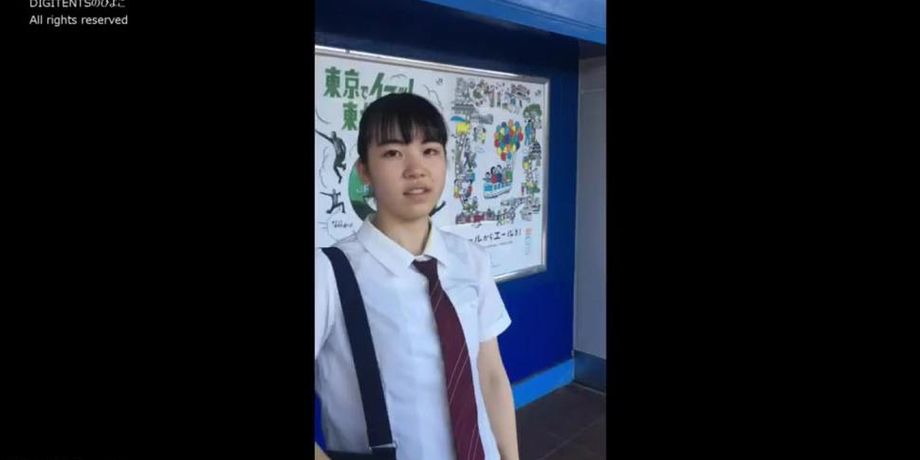 Japanese schooluniformed girl upskirt EMPFlix Porn Videos
