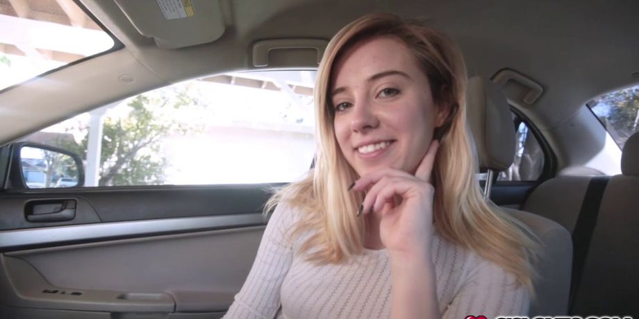 920px x 460px - Stepsis deepthroat blowjob stepbro in the car EMPFlix Porn Videos