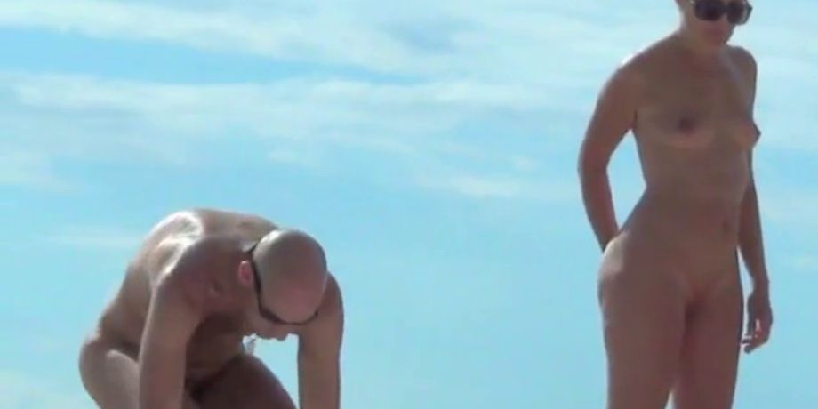 San Gregorio Nude Beach Orgy - Shameless Pubic Orgy at Nude Beach EMPFlix Porn Videos