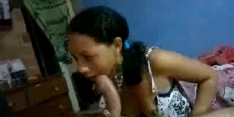 Brasil-Favela girl suck deep and fuck for money. EMPFlix Porn Videos